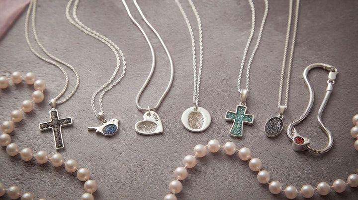 Our full catalogue of fingerprint, handprint, footprint and pawprint jewellery
