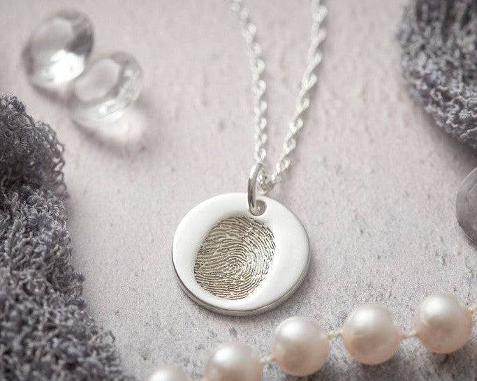 Elodie – Circle Fingerprint Pendant Necklace in Sterling Silver - Little Fingers 'n' Toes
