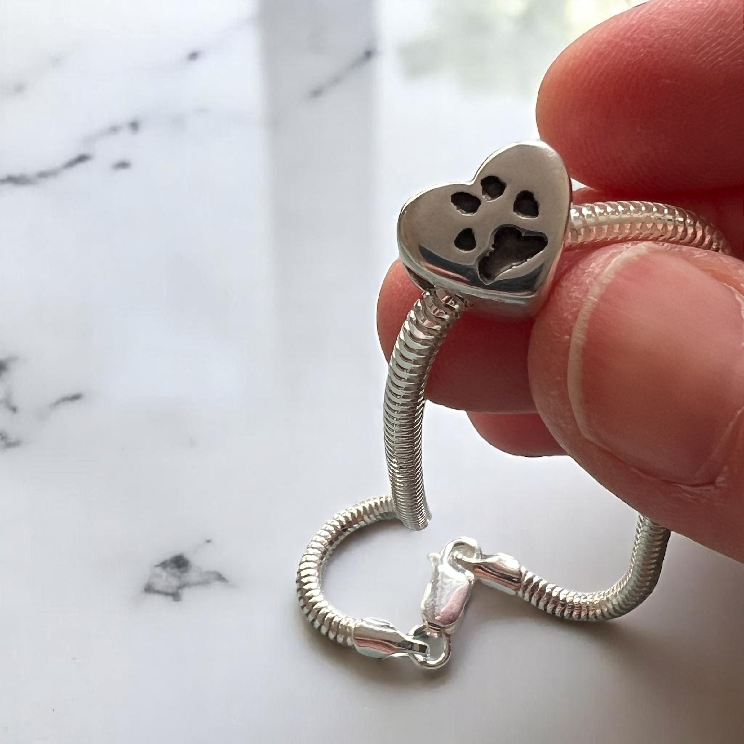 Pawprint Bracelet Heart Bead - Little Fingers 'n' Toes