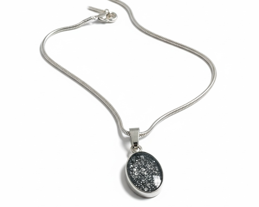 Memorial Ashes Oval Necklace - Little Fingers 'n' Toes