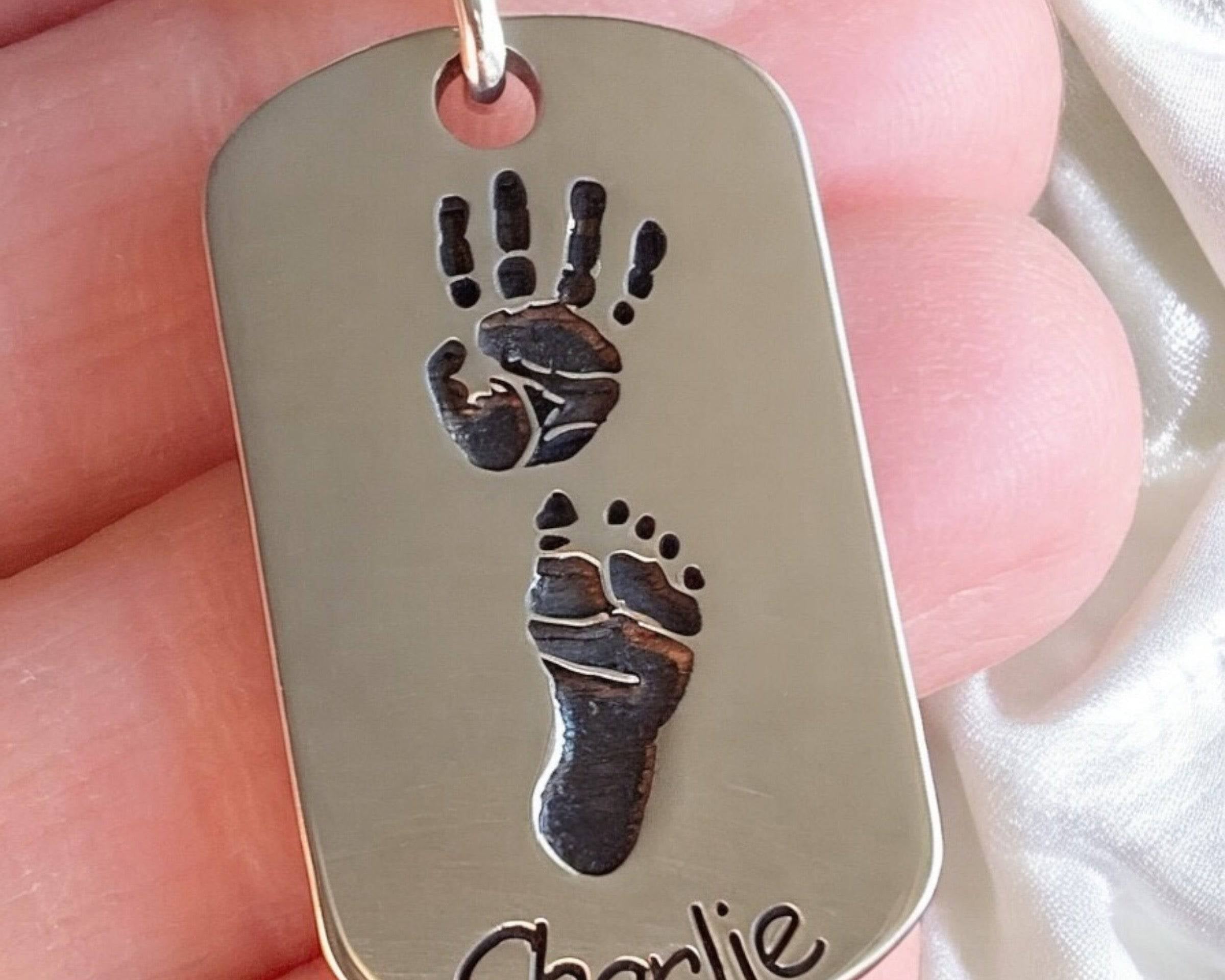 Dogtag Footprint Necklace - Little Fingers 'n' Toes