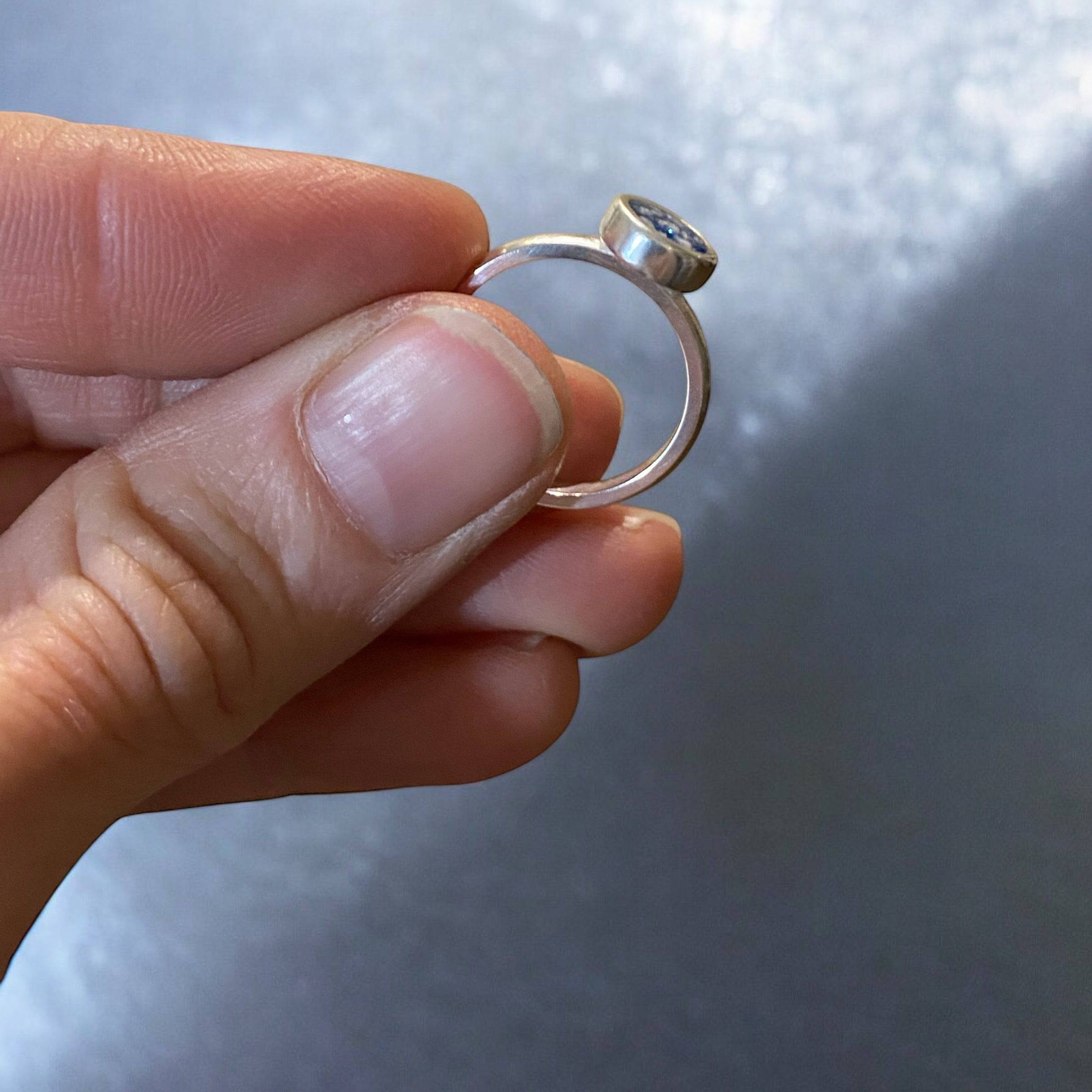 Memorial Ashes Round Ring - Little Fingers 'n' Toes