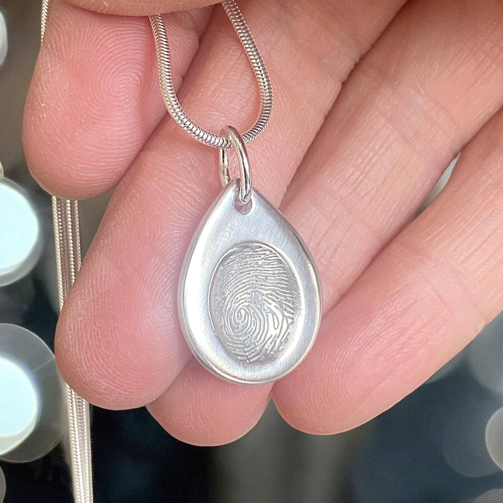 Isla – Teardrop Fingerprint Necklace in Polished Sterling Silver - Little Fingers 'n' Toes