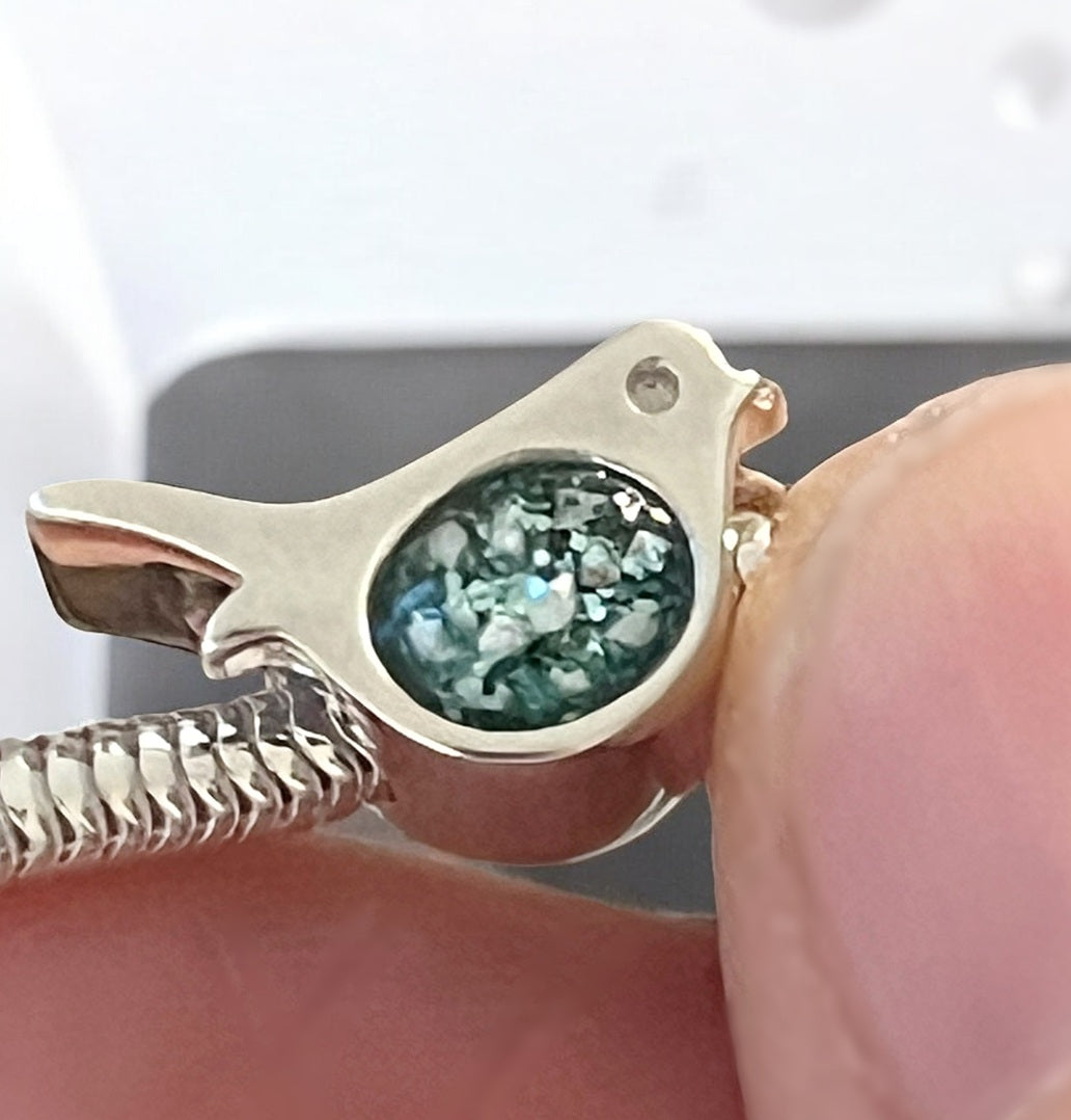 Memorial Ashes Robin Charm bead - Little Fingers 'n' Toes
