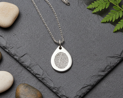 Isla – Teardrop Fingerprint Necklace in Polished Sterling Silver - Little Fingers 'n' Toes