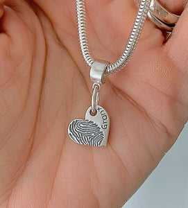 fingerprint jewellery, fingerprint jewellery for her, silver fingerprint jewellery, fingerprint jewellery uk, fingerprint jewellery bracelet, fingerprint jewellery company, how much does a necklace cost, acutal fingerprint jewellery, fingerprint jewellery england, fingerprint jewellery ideas, fingerprint jewellery for baby, bereavement jewellery, memorial fingerprint keepsake