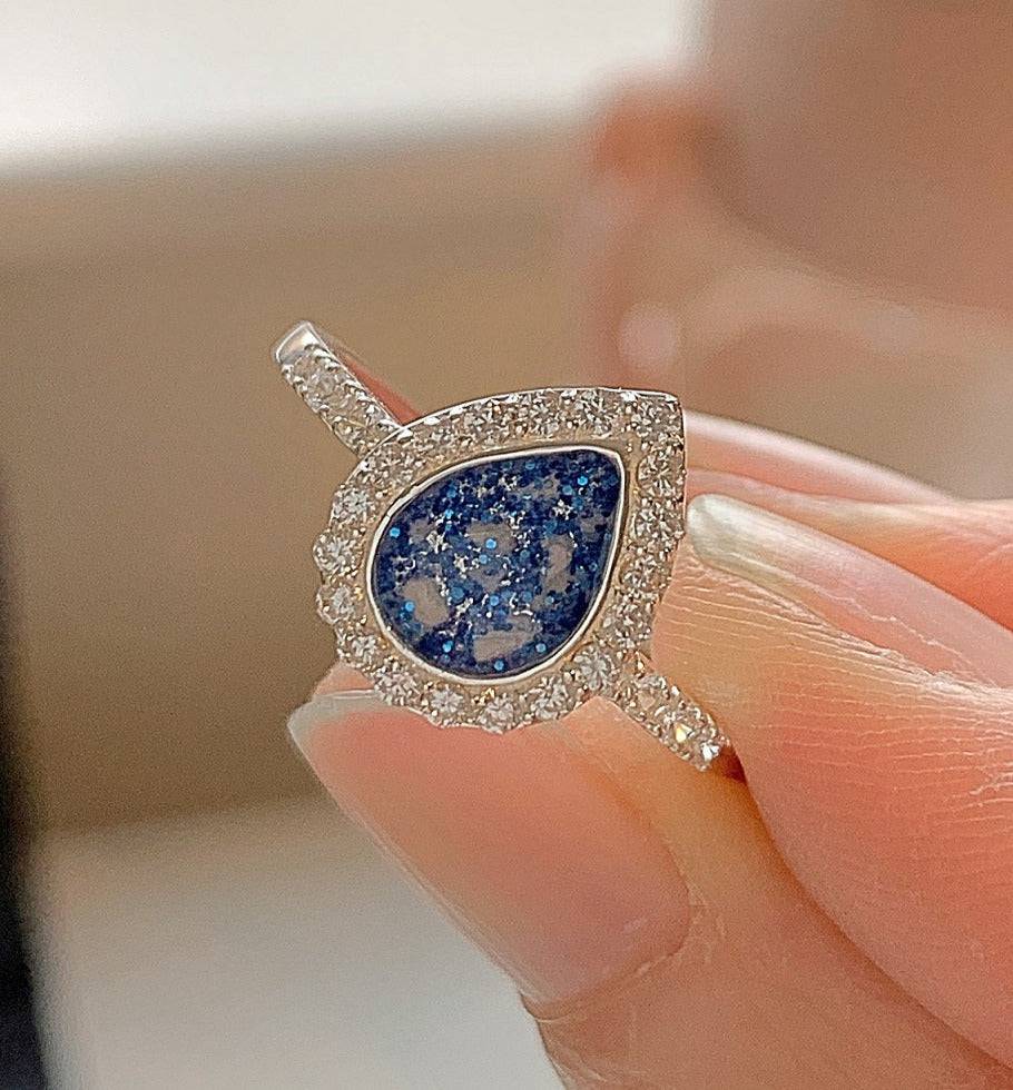 Memorial Ashes Teardrop Ring - Little Fingers 'n' Toes