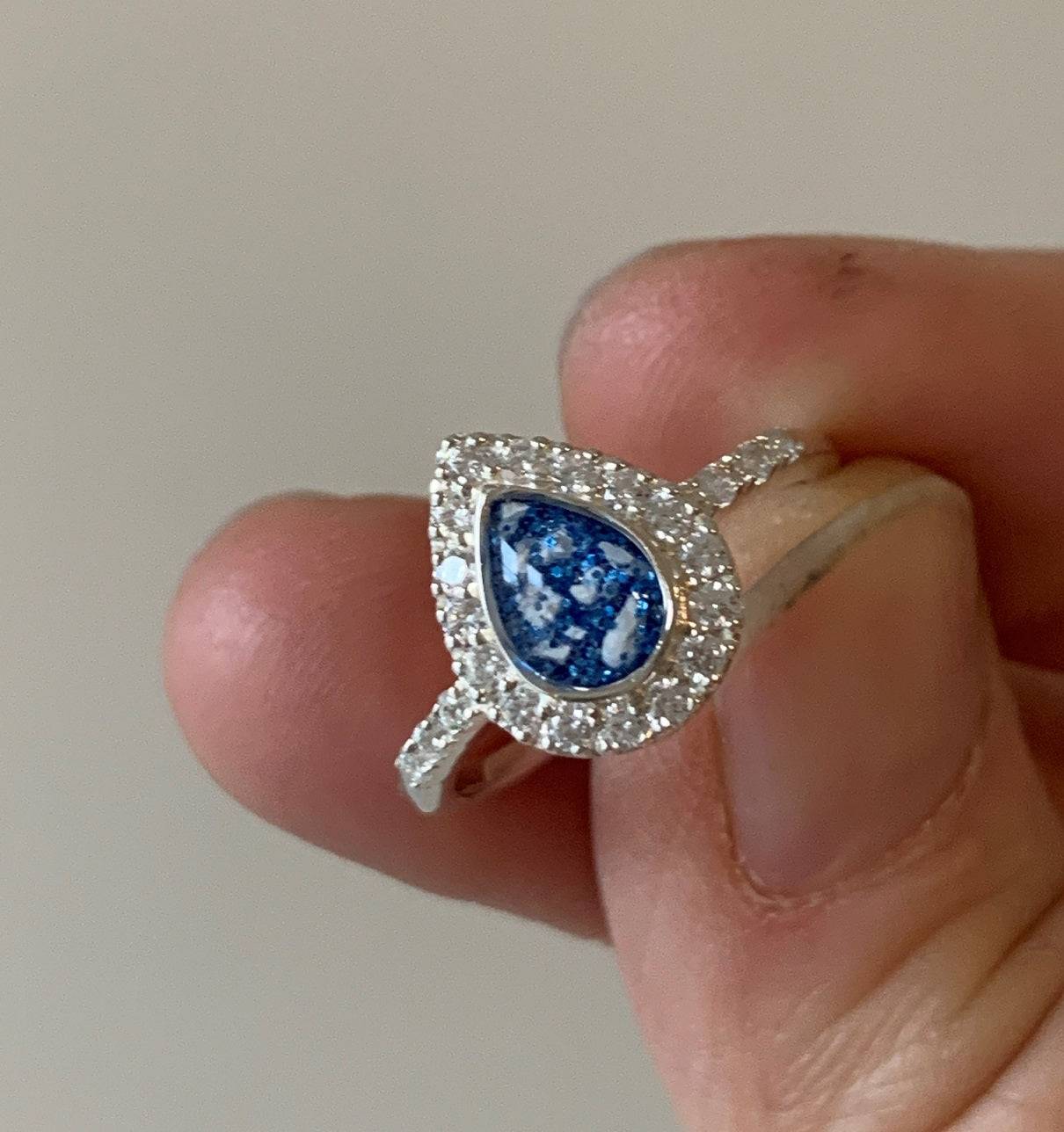 Memorial Ashes Teardrop Ring - Little Fingers 'n' Toes