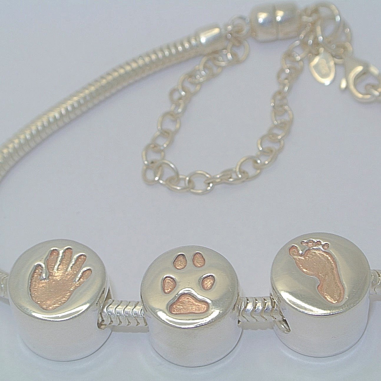 Handprint bracelet Circle Bead with Rose Gold - Little Fingers 'n' Toes